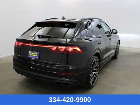 New 2026 Audi SQ8 Prestige image 4