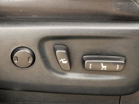 Used 2018 Lexus GX 460 image 24