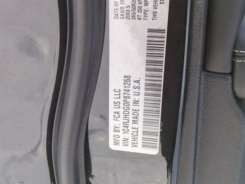 Used 2023 Jeep Grand Cherokee Overland image 36