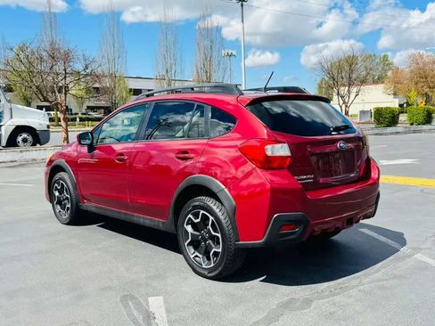 Used 2015 Subaru Crosstrek 2.0i Premium image 3