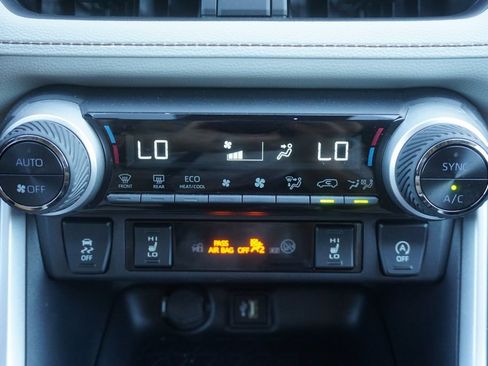 Used 2025 Toyota RAV4 XLE w/ Convenience Package AWD/4WD image 13