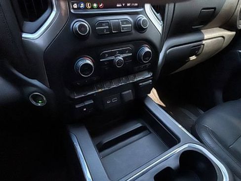 Used 2019 Chevrolet Silverado 1500 LTZ w/ LTZ Convenience Package image 14