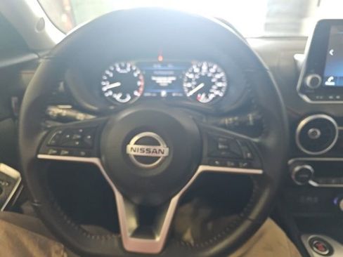 Certified 2022 Nissan Sentra SR w/ Electronics Package image 9