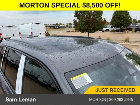 New 2025 Jeep Grand Cherokee Altitude image 6