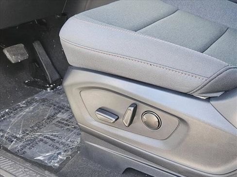 New 2026 Ford Explorer Active RWD image 4