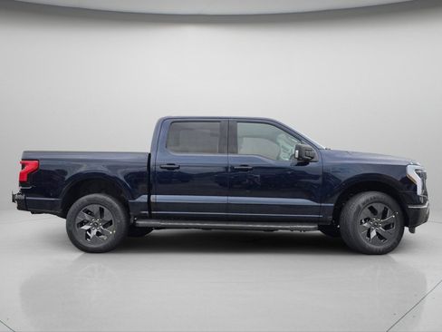 New 2025 Ford F150 Lightning Flash image 8