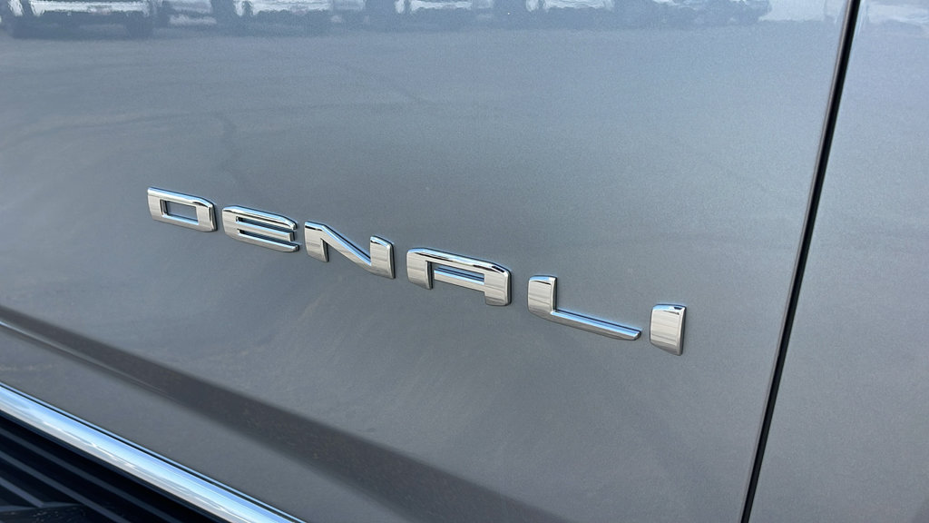 New 2026 GMC Yukon XL Denali AWD/4WD image 10