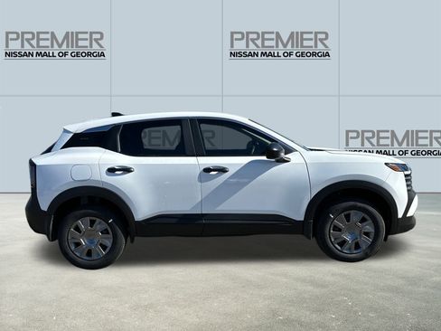 New 2026 Nissan Kicks S FWD image 4