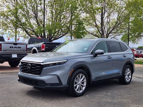 Used 2024 Honda CR-V EX-L image 3