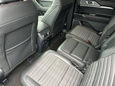 New 2026 Ford Explorer ST-Line w/ Premium Package image 10