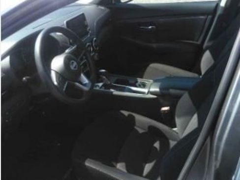 Used 2024 Nissan Sentra SV FWD image 5