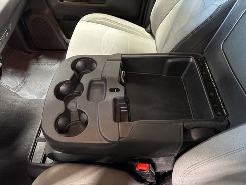 Used 2024 RAM 2500 Big Horn w/ Bed Utility Group image 23