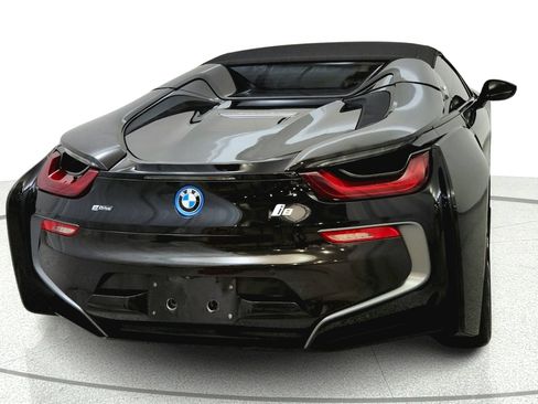 Used 2019 BMW i8 Roadster AWD/4WD image 6