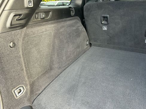 Used 2023 Jeep Grand Cherokee Overland w/ Luxury Tech Group IV image 55