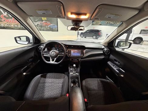 Used 2022 Nissan Kicks SV FWD image 21