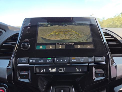 Used 2022 Honda Odyssey Touring image 36