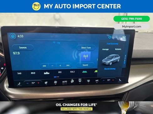 Used 2025 Ford Escape SE FWD image 20