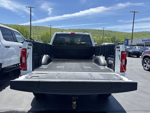 Used 2022 Ford F150 XL w/ Equipment Group 101A High AWD/4WD image 9