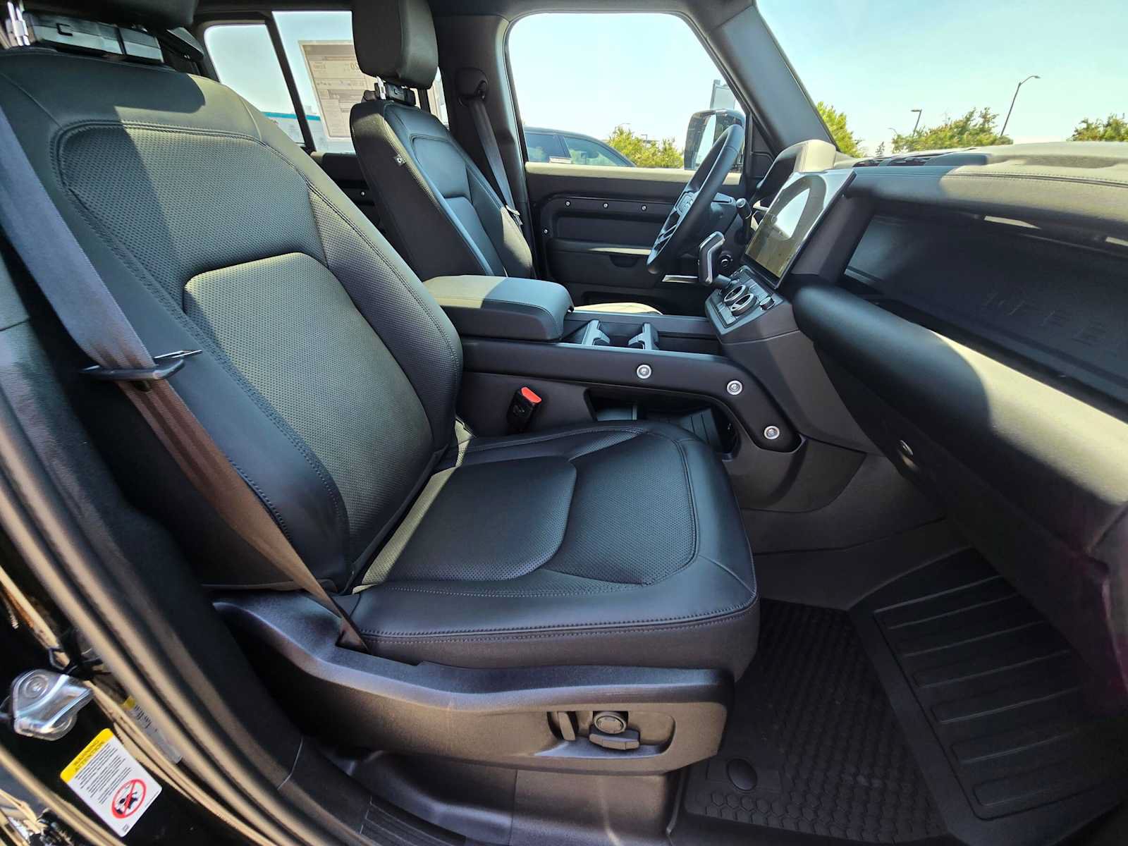New 2026 Land Rover Defender 110 S AWD/4WD image 10