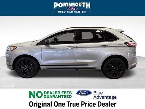 Used 2024 Ford Edge SE w/ Black Appearance Package image 2