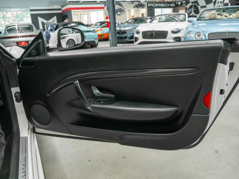 Used 2016 Maserati GranTurismo Sport RWD image 35
