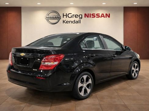 Used 2020 Chevrolet Sonic Premier FWD image 4