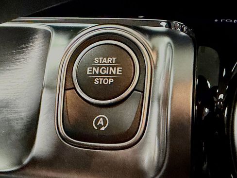 Certified 2026 Mercedes-Benz GLB 250 image 30