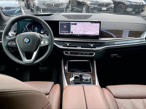 Used 2025 BMW X5 xDrive40i image 18
