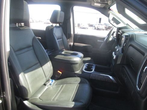 Used 2021 GMC Sierra 2500 Denali w/ Denali Black Diamond Edition AWD/4WD image 29