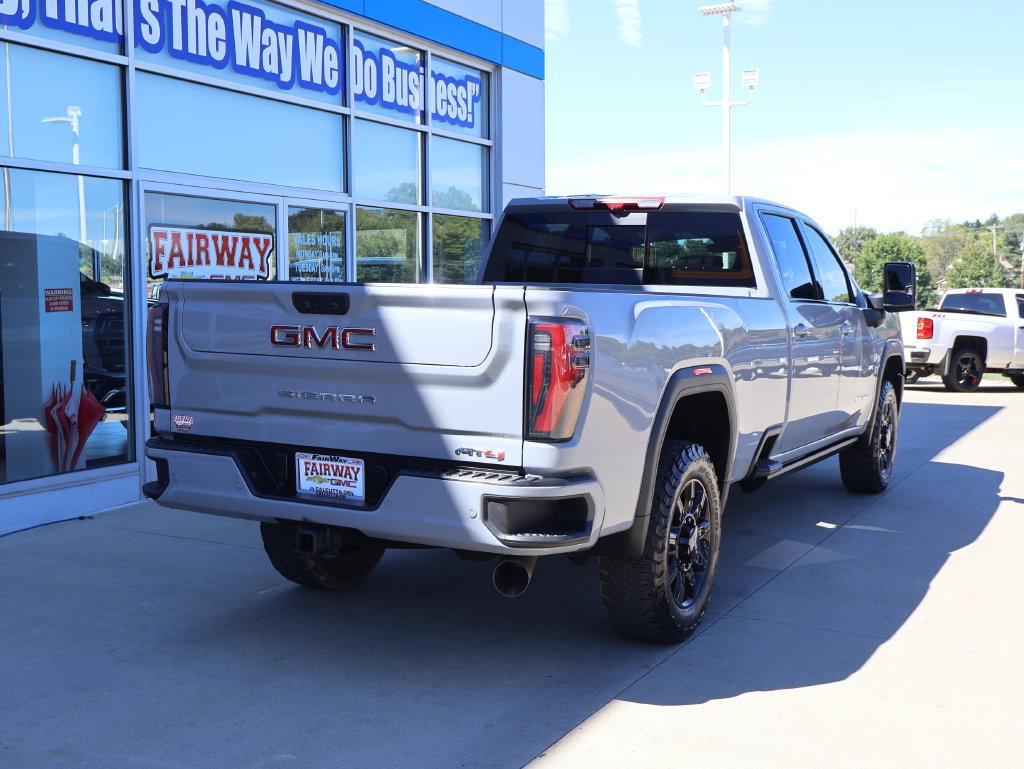 Certified 2025 GMC Sierra 3500 AT4 w/ AT4 Premium Plus Package AWD/4WD image 3