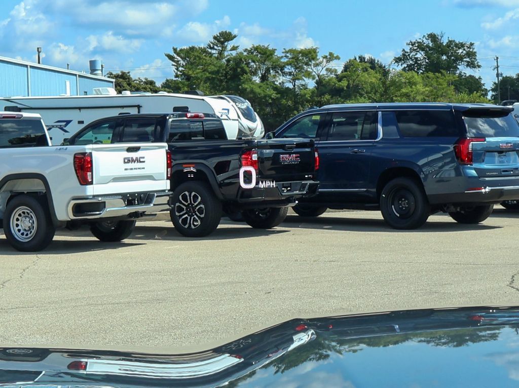 New 2026 GMC Canyon AT4 w/ Technology Plus Package AWD/4WD image 24