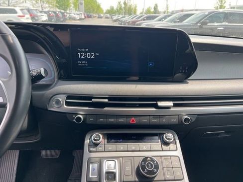 Used 2025 Hyundai Palisade SEL AWD/4WD image 16