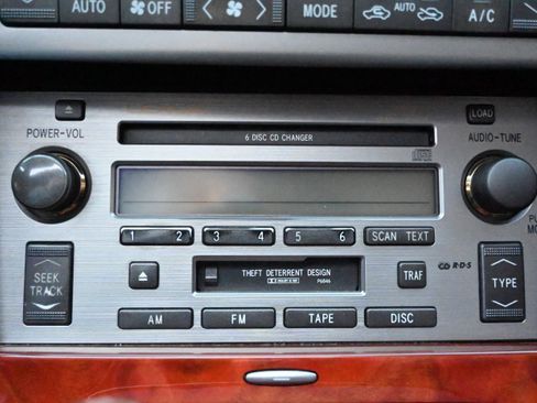 Used 2005 Lexus SC 430 Convertible image 51