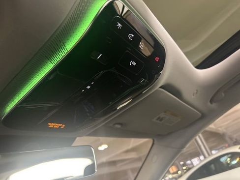 Used 2024 Mercedes-Benz E 450 4MATIC All-Terrain Wagon image 35