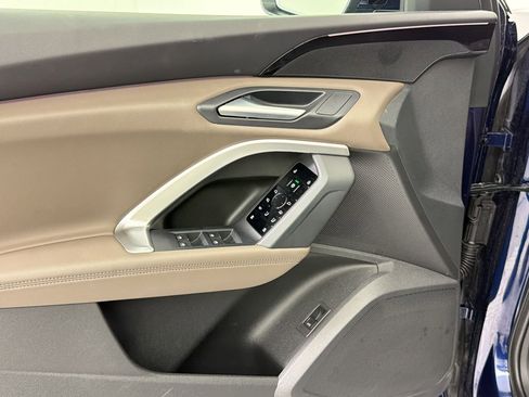 Certified 2025 Audi Q5 Premium w/ Convenience Package image 13