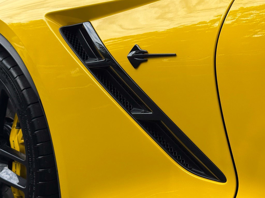 Used 2014 Chevrolet Corvette Stingray Coupe w/ Battery Protection Package RWD image 14