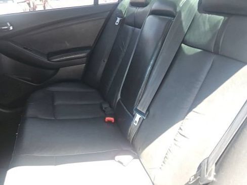 Used 2010 Nissan Altima 2.5 SL w/ SL Pkg FWD image 11
