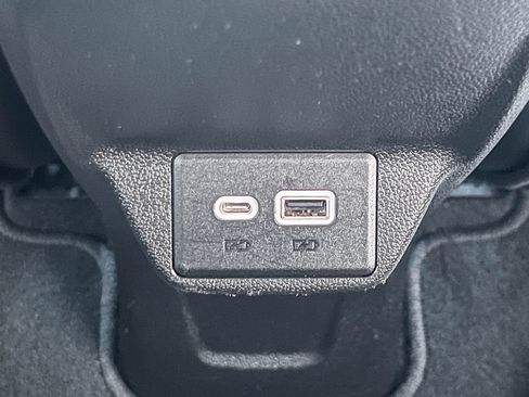 Certified 2022 Chevrolet Bolt EUV LT image 21