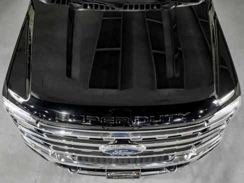 Used 2024 Ford F350 King Ranch w/ Chrome Package AWD/4WD image 40