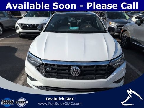 Used 2020 Volkswagen Jetta R-Line FWD image 2