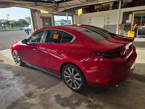 Used 2021 MAZDA MAZDA3 s FWD image 6
