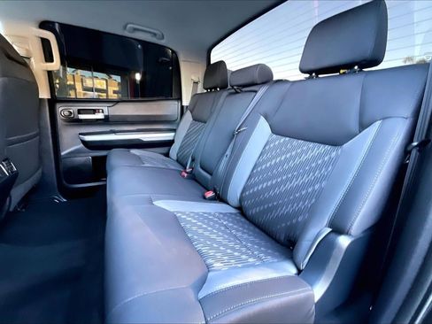 Used 2018 Toyota Tundra SR5 w/ SR5 Upgrade Package image 21