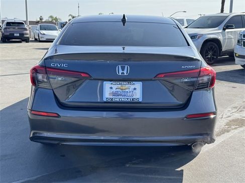 Used 2022 Honda Civic Sport image 2