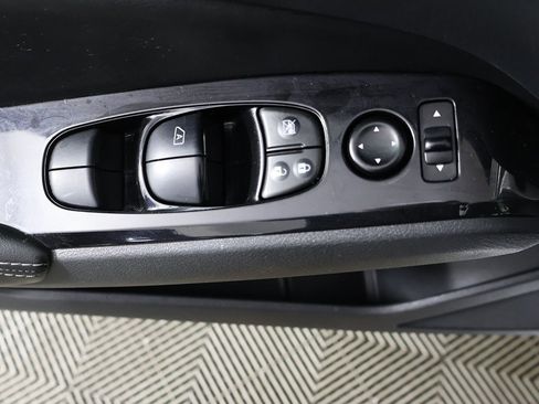 Used 2023 Nissan Altima 2.5 SV image 33