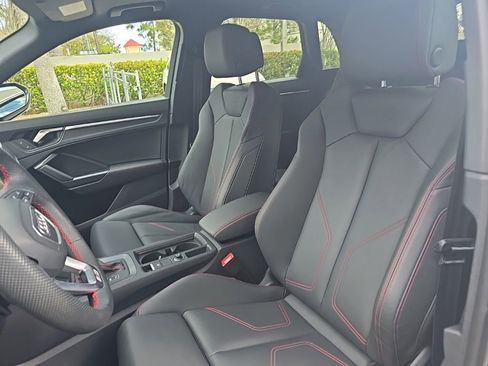Used 2025 Audi Q3 2.0T Premium Plus image 12
