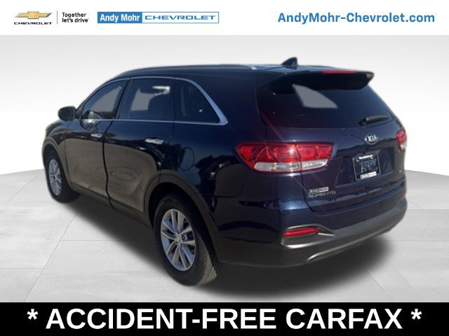 Used 2018 Kia Sorento FWD image 3
