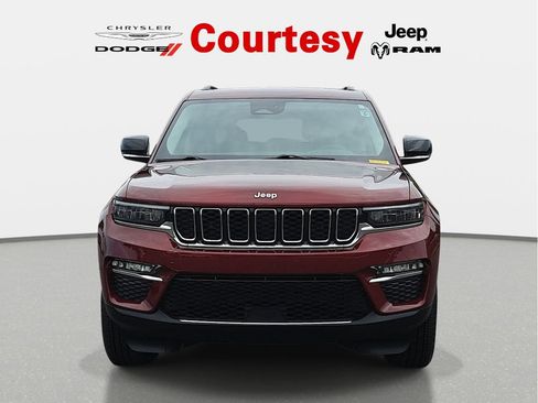 Certified 2024 Jeep Grand Cherokee Limited AWD/4WD image 9