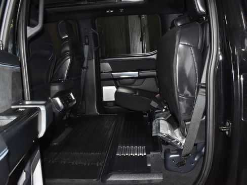 Used 2025 Ford F250 Platinum image 36