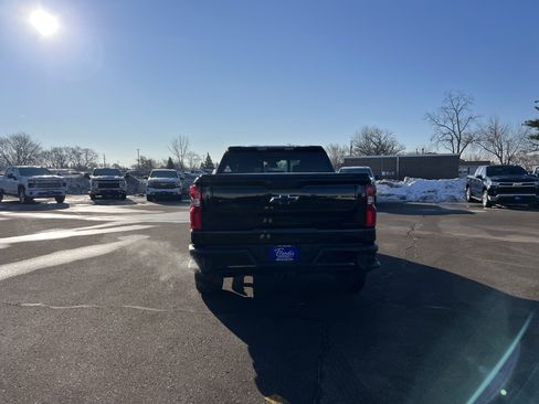 Certified 2022 Chevrolet Silverado 1500 RST w/ Redline Edition image 3