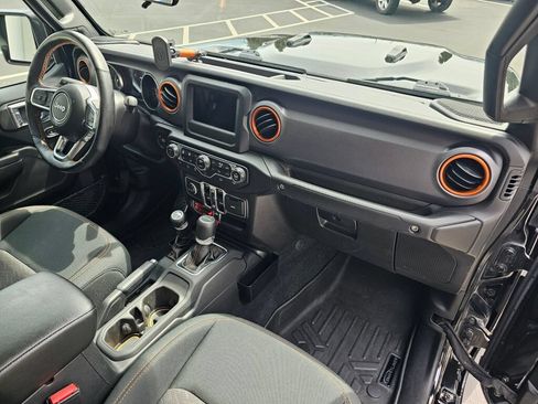 Used 2021 Jeep Gladiator Mojave w/ Cold Weather Group AWD/4WD image 12